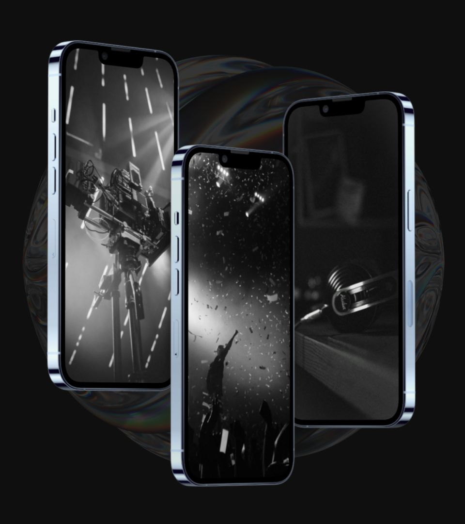 iPhoneに映る撮影機材、ライブパフォーマンス、ヘッドフォン